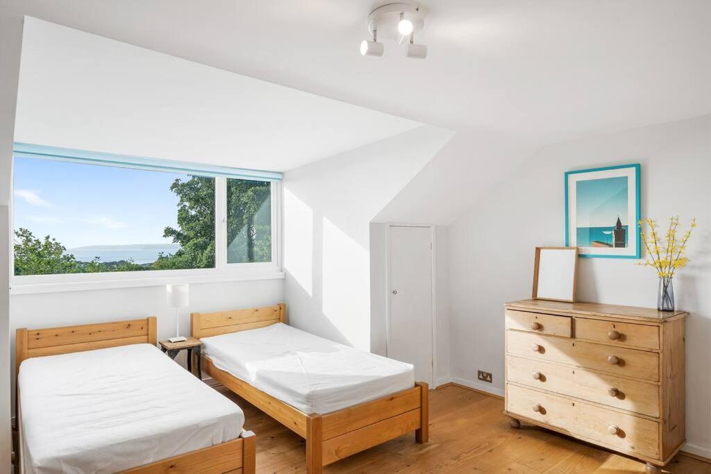 Manacles - Spacious Flat Near Beach With Sea Views & Parking Φάλμαουθ Εξωτερικό φωτογραφία