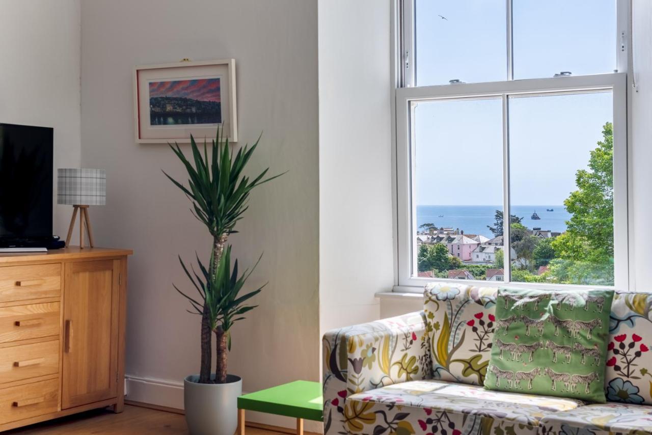 Manacles - Spacious Flat Near Beach With Sea Views & Parking Φάλμαουθ Εξωτερικό φωτογραφία